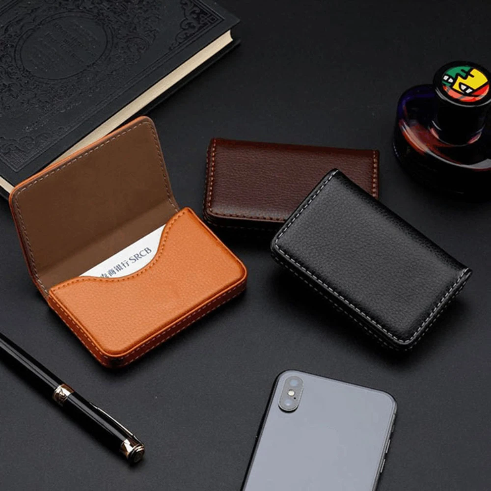 Portfel na karty kredytowe z P – Index Card Holder recenzja i cena